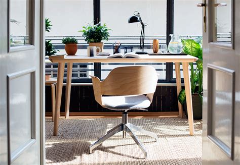 Redefining Work-Life Balance: The Magic of a Calming Office Chair